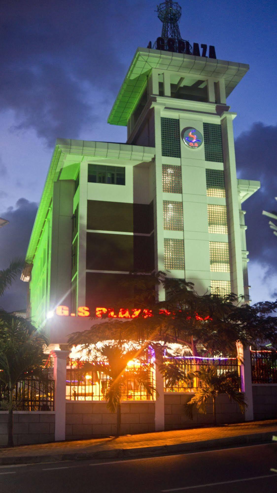 אקרה G.S Plaza Hotel מראה חיצוני תמונה