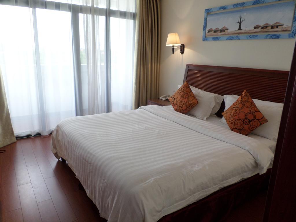 אקרה G.S Plaza Hotel מראה חיצוני תמונה