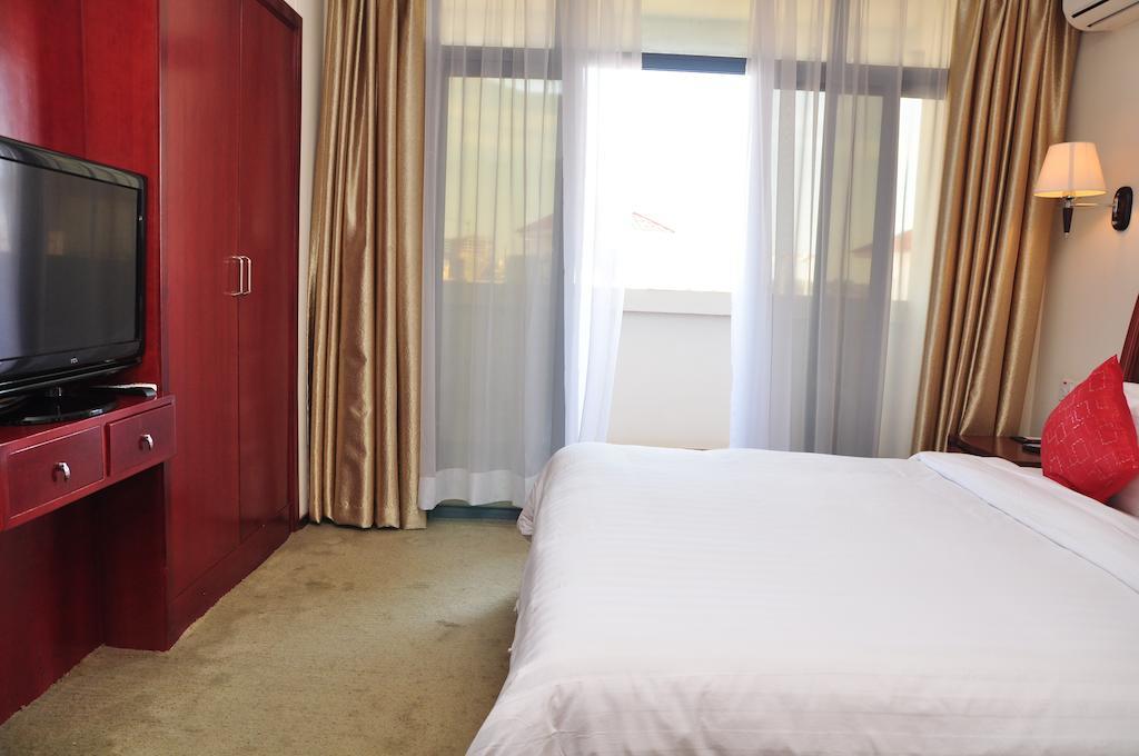 אקרה G.S Plaza Hotel מראה חיצוני תמונה