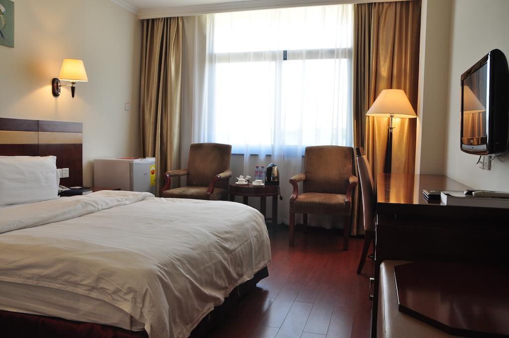 אקרה G.S Plaza Hotel מראה חיצוני תמונה