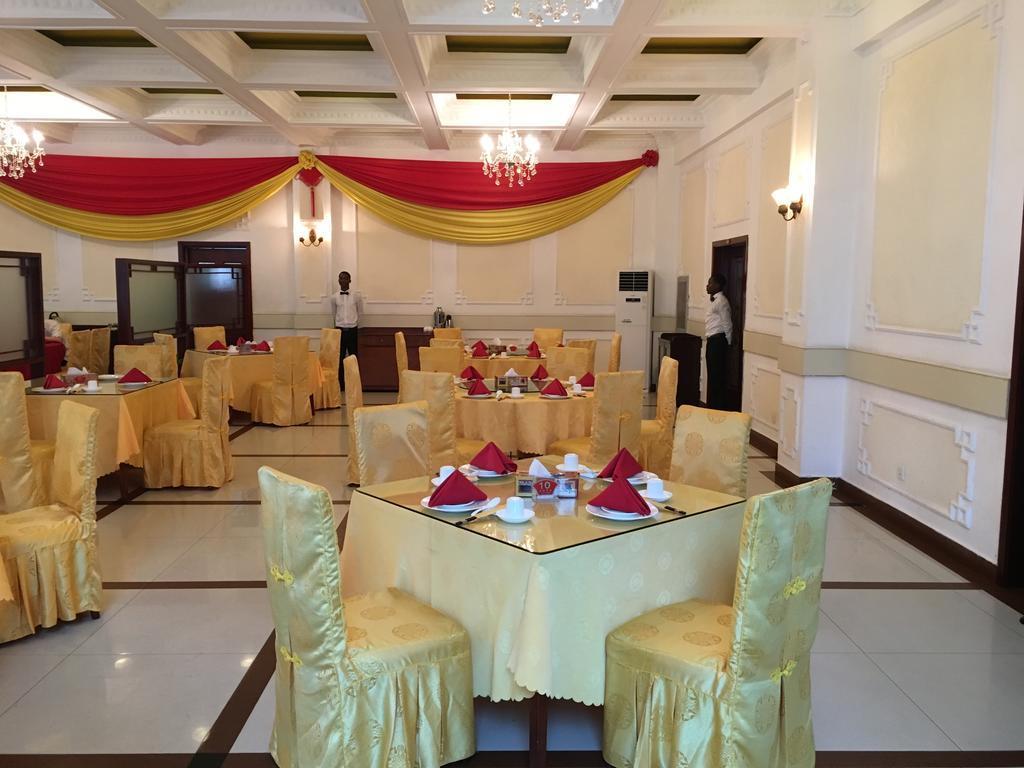 אקרה G.S Plaza Hotel מראה חיצוני תמונה