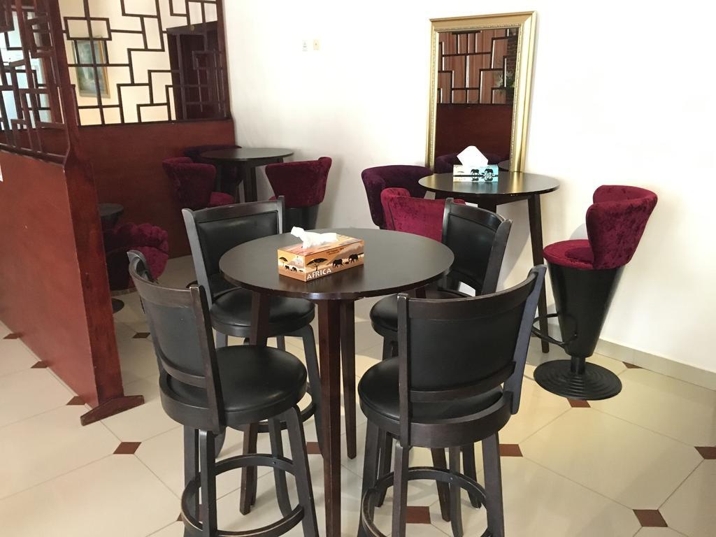 אקרה G.S Plaza Hotel מראה חיצוני תמונה